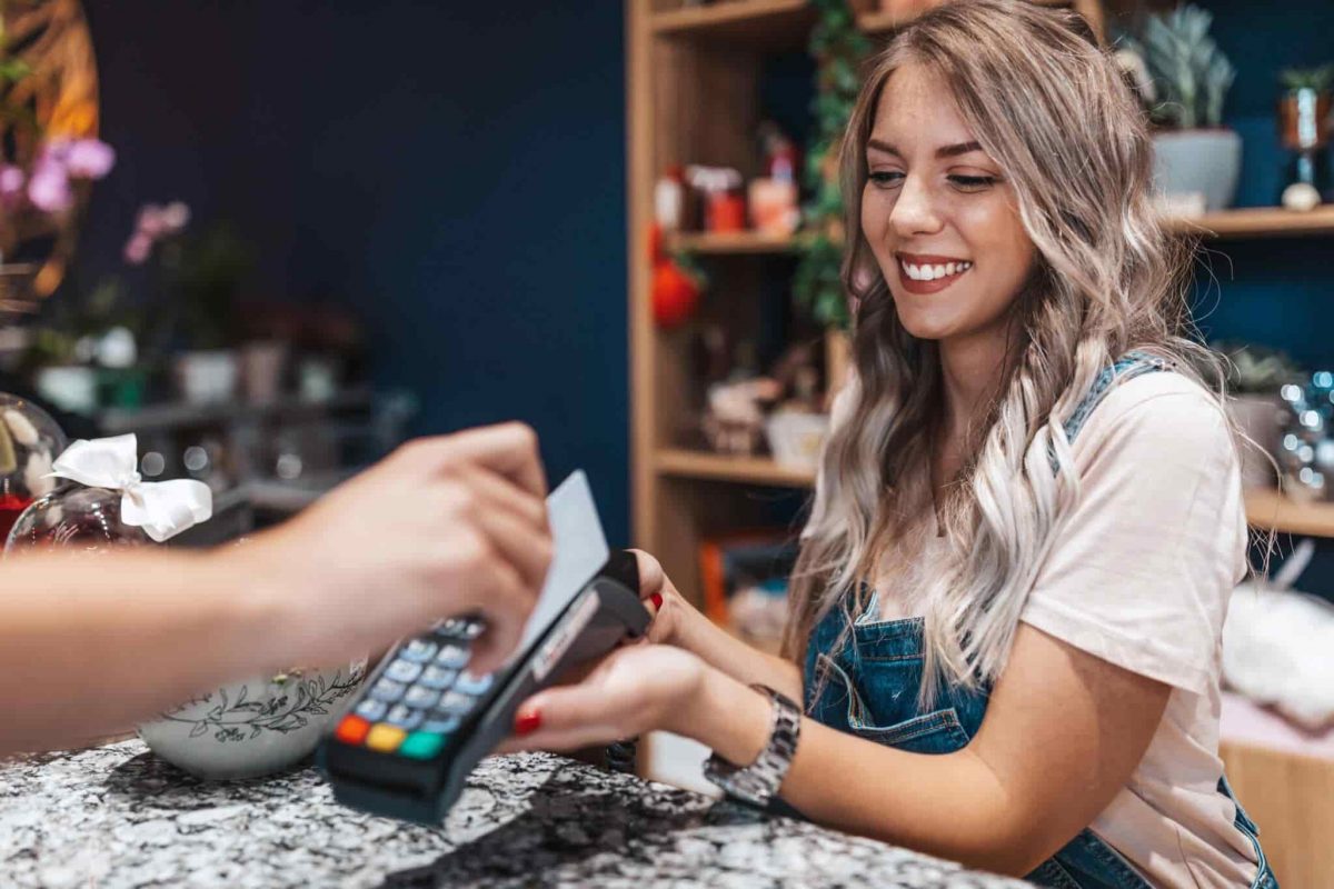 Tech Trends: How Card Machines Are Shaping the Digital Payment Landscape